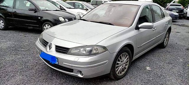 RENAULT LagunaII Phase 2 (BG) Berline 1.9 dCi 125 cv Paiement possible en  4  ou 10 FOIS