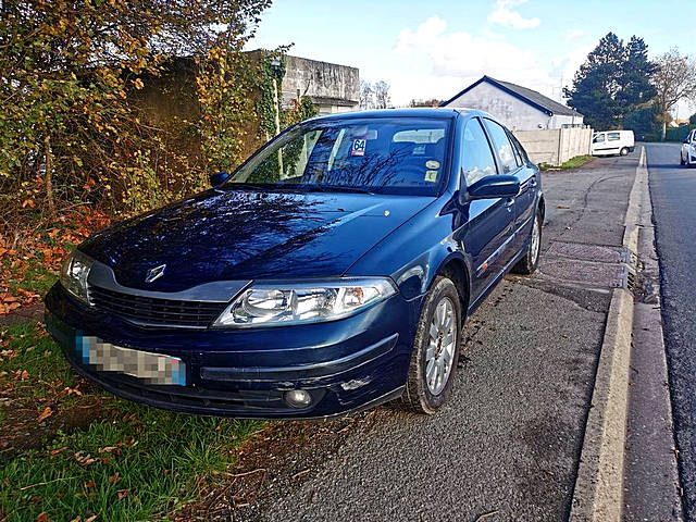 RENAULT Laguna II Berline (BG) 1.8 i 16V 120cv 