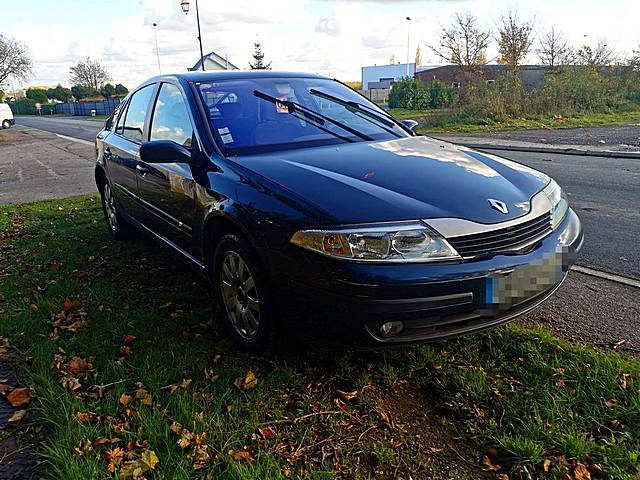 RENAULT Laguna II Berline (BG) 1.8 i 16V 120cv 