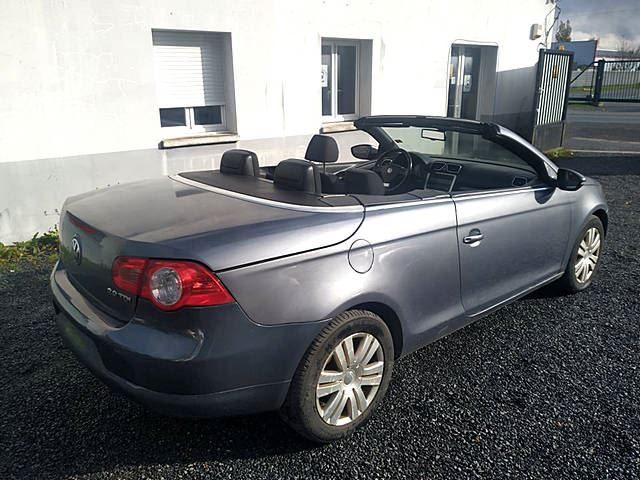 VOLKSWAGEN EOS 2009