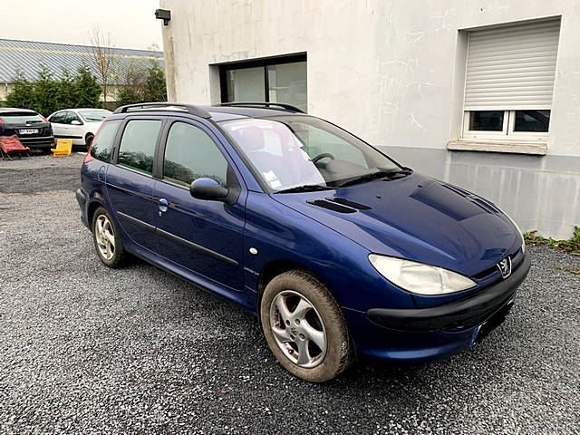PEUGEOT 206 2004