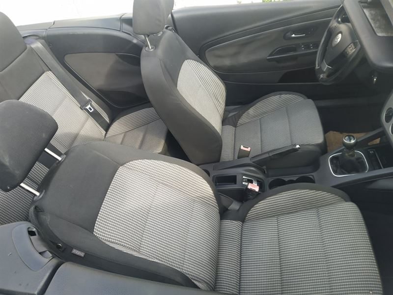 VOLKSWAGEN EOS 2009