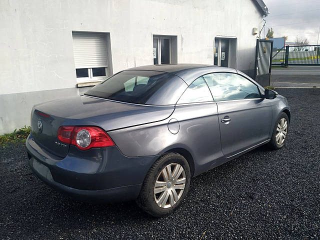VOLKSWAGEN EOS 2009